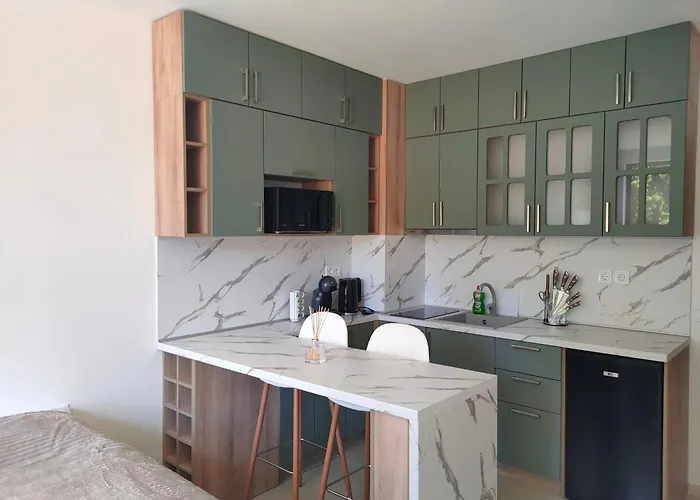 B34, Complex Sokolitsite * سموليان